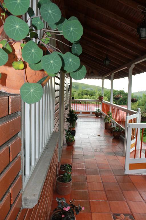 La Gaviota Bnb Bed & Breakfast Filandia Exterior photo